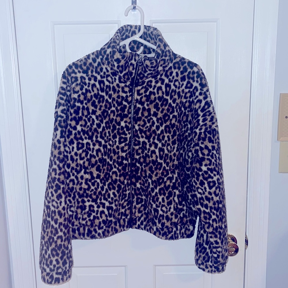 Cheetah print fuzzy jacket
